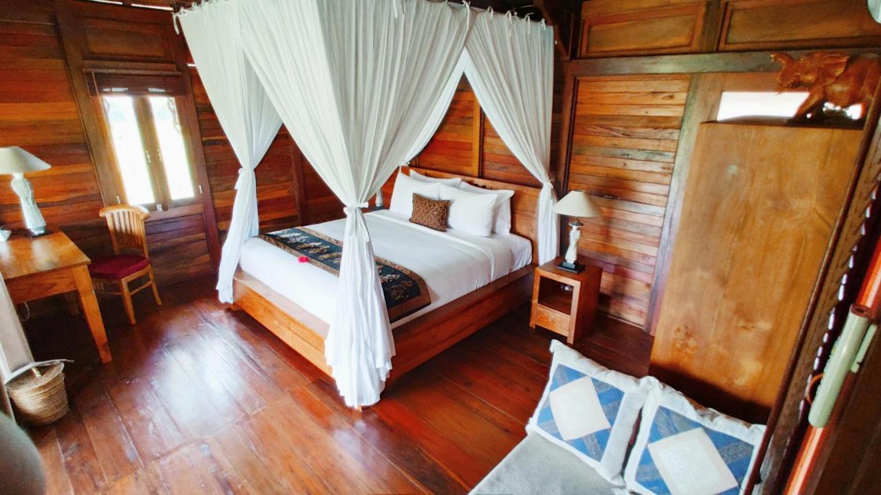 Neyang * Ubud